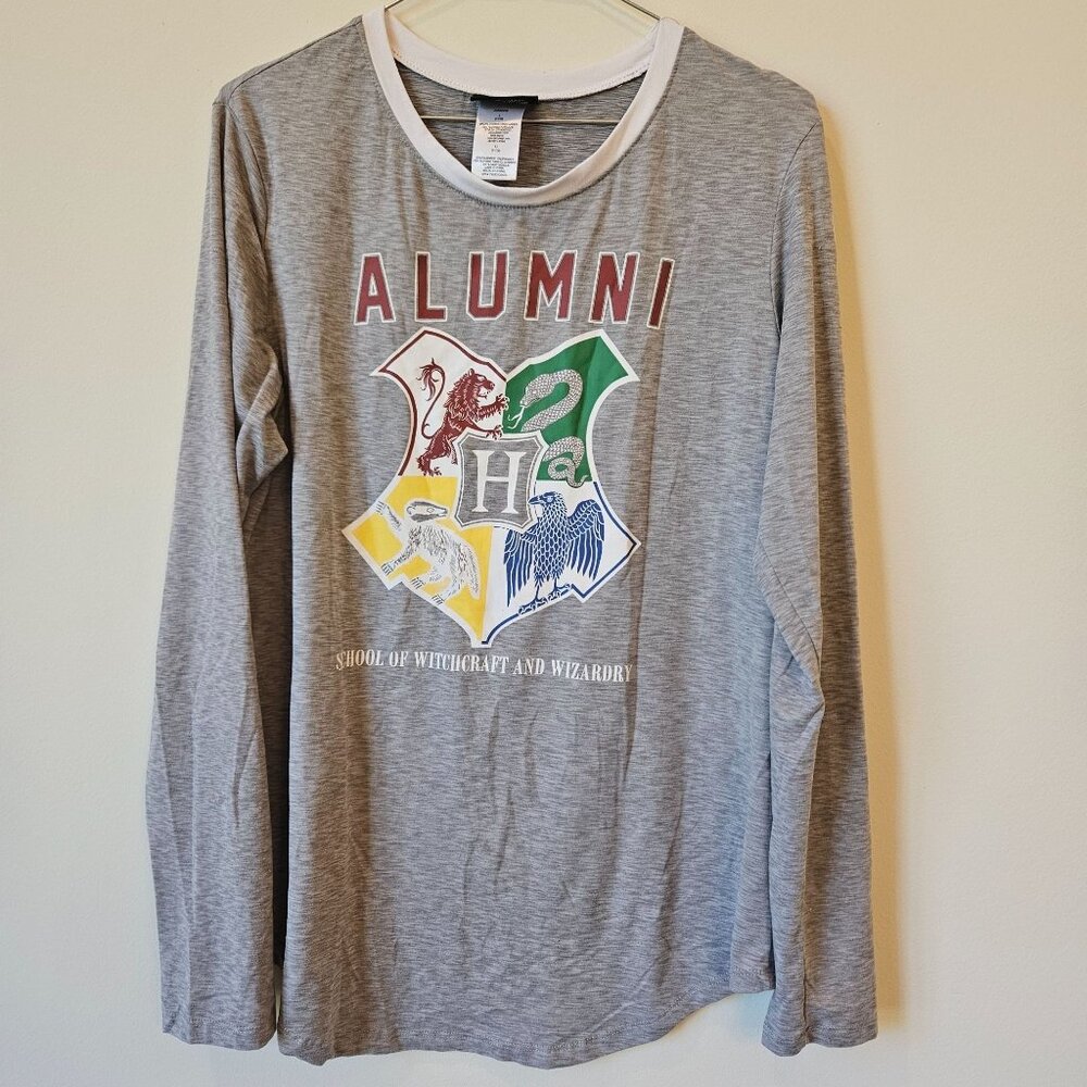 Harry Potter Hogwarts Alumni Long Sleeve Shirt  Gray junior girls size Large